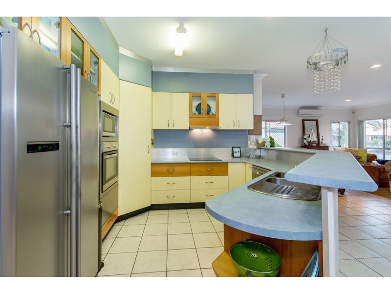 110 Kangaroo Avenue, Bongaree QLD 4507