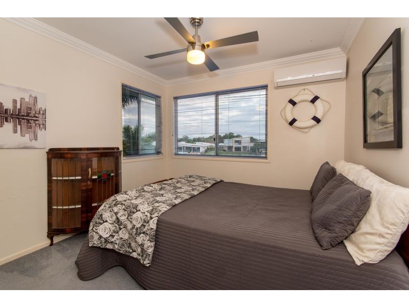 110 Kangaroo Avenue, Bongaree QLD 4507