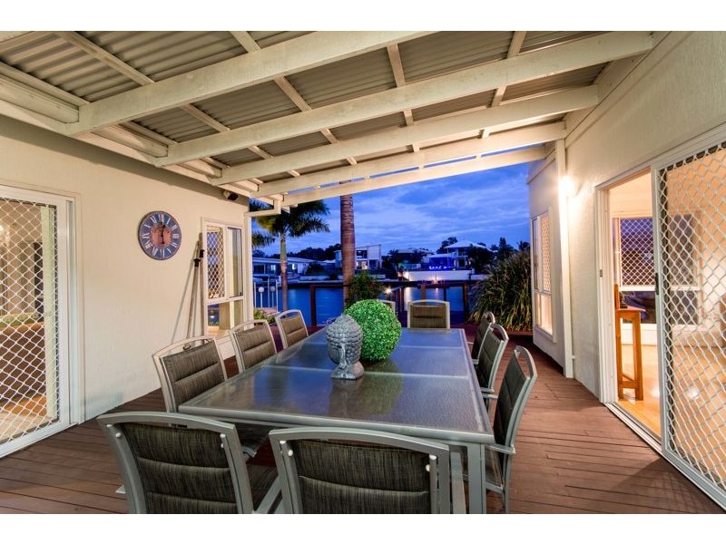 110 Kangaroo Avenue, Bongaree QLD 4507