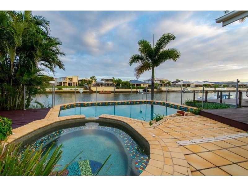 110 Kangaroo Avenue, Bongaree QLD 4507