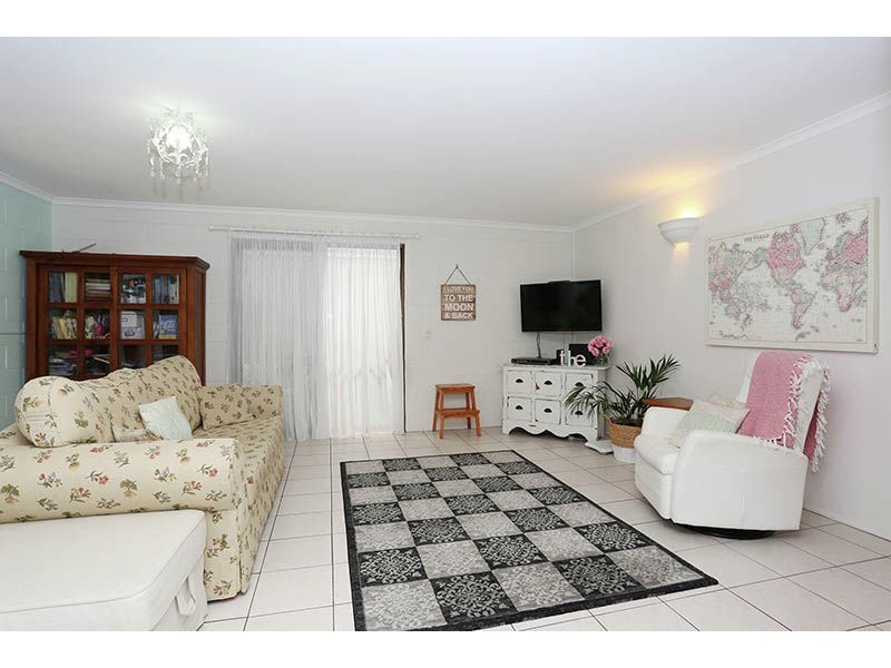 27 Charlotte Avenue, Bongaree QLD 4507