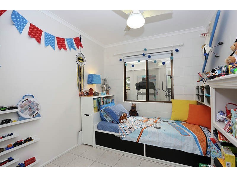 27 Charlotte Avenue, Bongaree QLD 4507