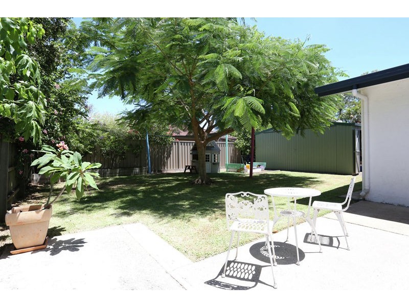 27 Charlotte Avenue, Bongaree QLD 4507