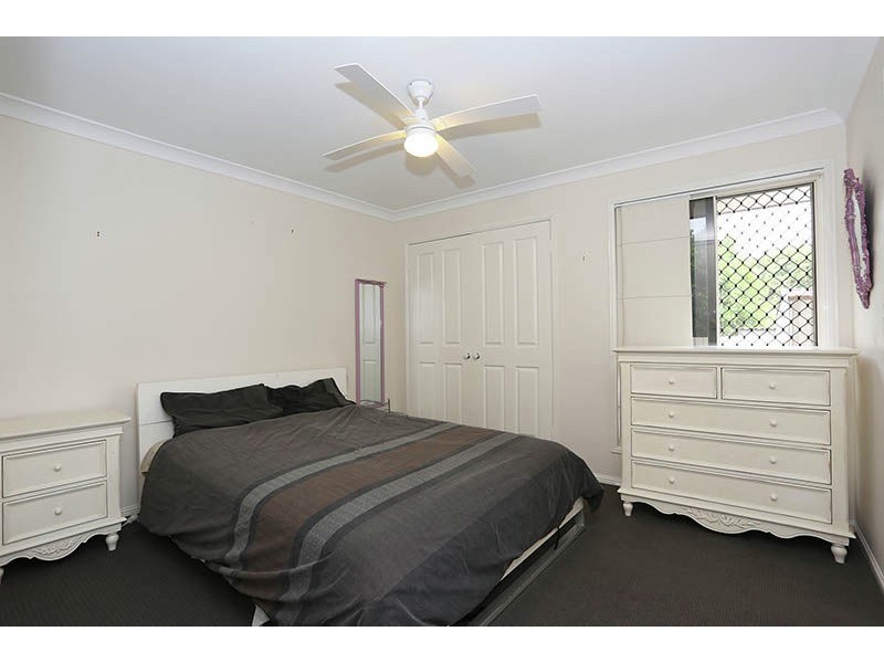 7 Trevally Place, Sandstone Point QLD 4511