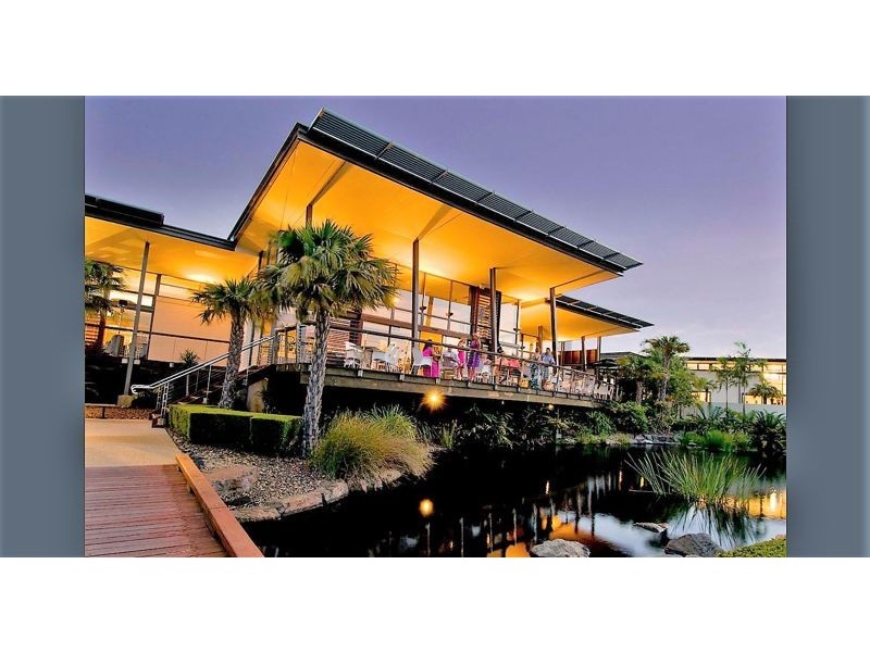 73 Avon Avenue, Banksia Beach QLD 4507