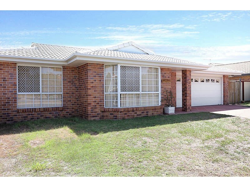 73 Avon Avenue, Banksia Beach QLD 4507