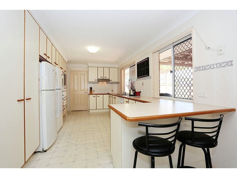 73 Avon Avenue, Banksia Beach QLD 4507