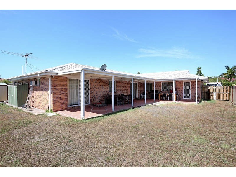 73 Avon Avenue, Banksia Beach QLD 4507