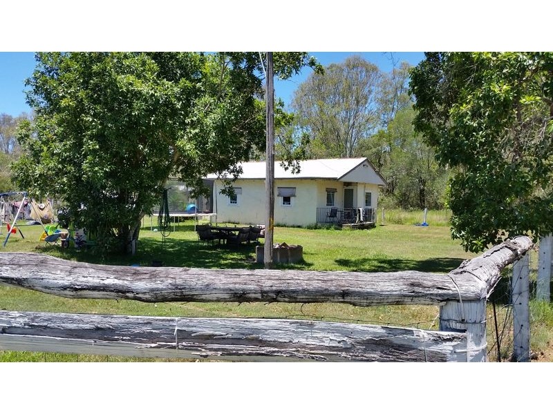 208 Old Bay Road, Deception Bay QLD 4508