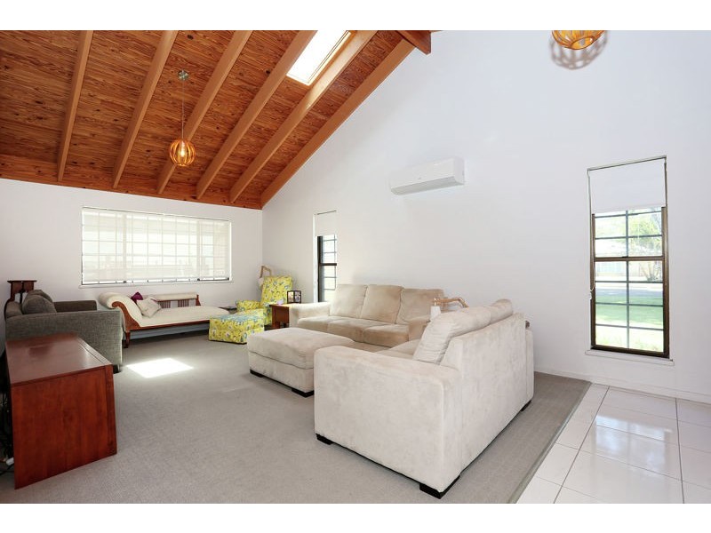 27 Eden Crescent, Woorim QLD 4507