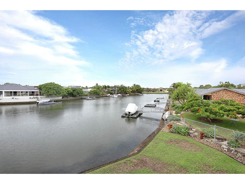 2/45 Allamanda Drive, Bongaree QLD 4507