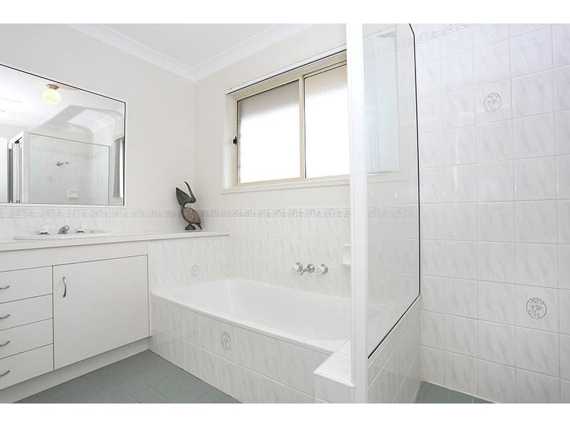 2/45 Allamanda Drive, Bongaree QLD 4507