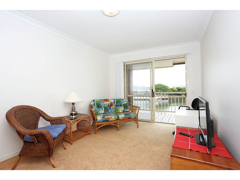 2/45 Allamanda Drive, Bongaree QLD 4507