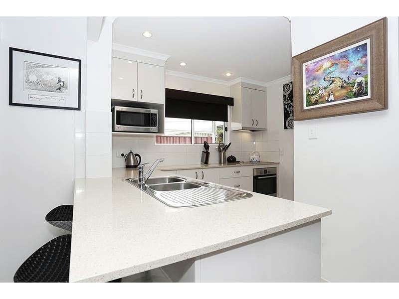3/33 Hall Avenue, Bongaree QLD 4507