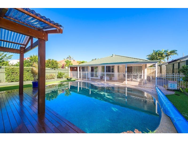 40 Dugong Crescent, Banksia Beach QLD 4507