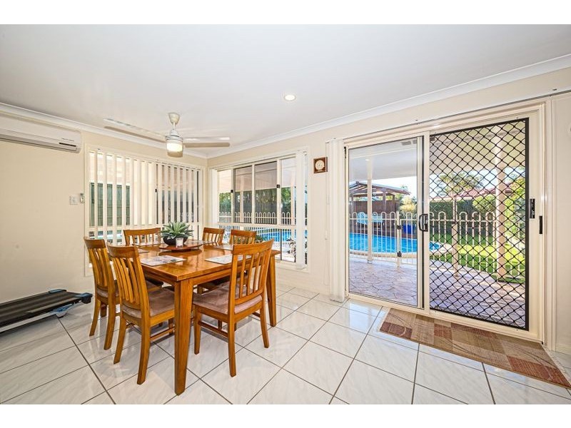 40 Dugong Crescent, Banksia Beach QLD 4507