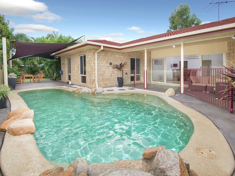 4 Cliff Salisbury Court, Samford Village QLD 4520