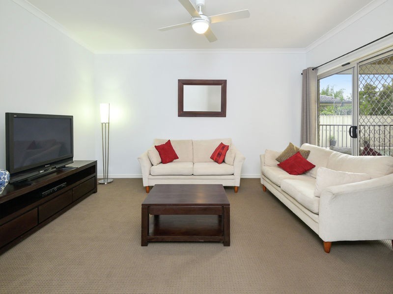 4 Cliff Salisbury Court, Samford Village QLD 4520