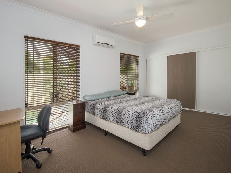 4 Cliff Salisbury Court, Samford Village QLD 4520