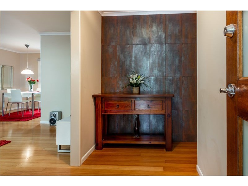 17 Kittyhawk Street, Bongaree QLD 4507