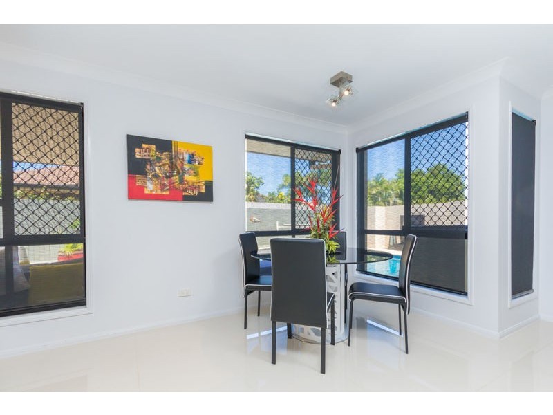 42 Voyagers Drive, Banksia Beach QLD 4507