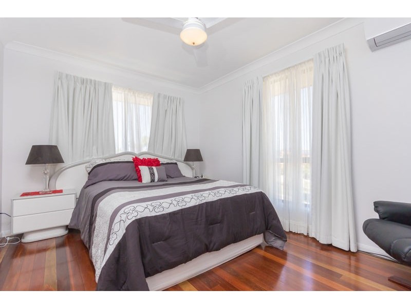 42 Voyagers Drive, Banksia Beach QLD 4507