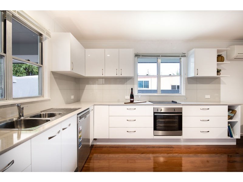 19 Sunset Avenue, Bongaree QLD 4507