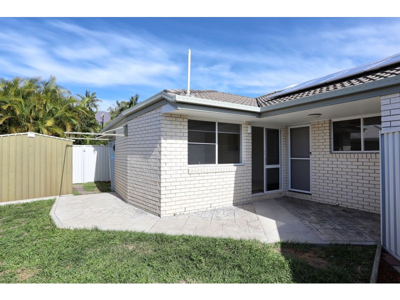Sandstone Point QLD 4511