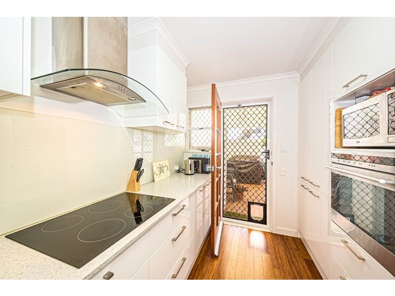 25A/16 Spinnaker Drive, Sandstone Point QLD 4511