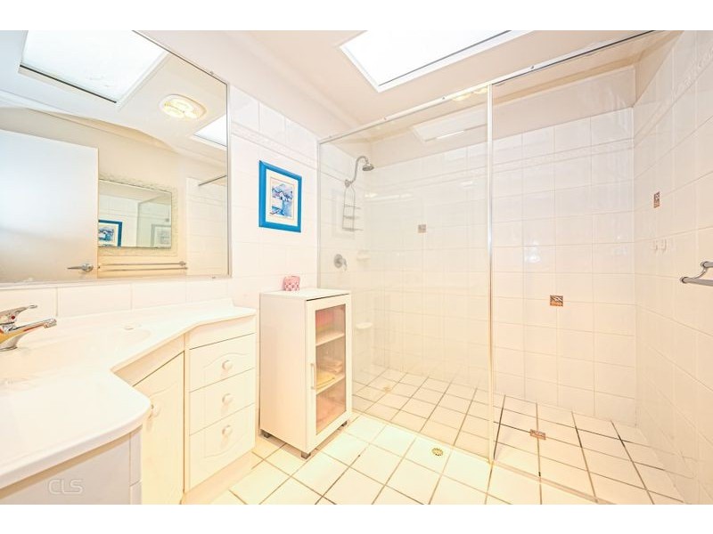 25A/16 Spinnaker Drive, Sandstone Point QLD 4511