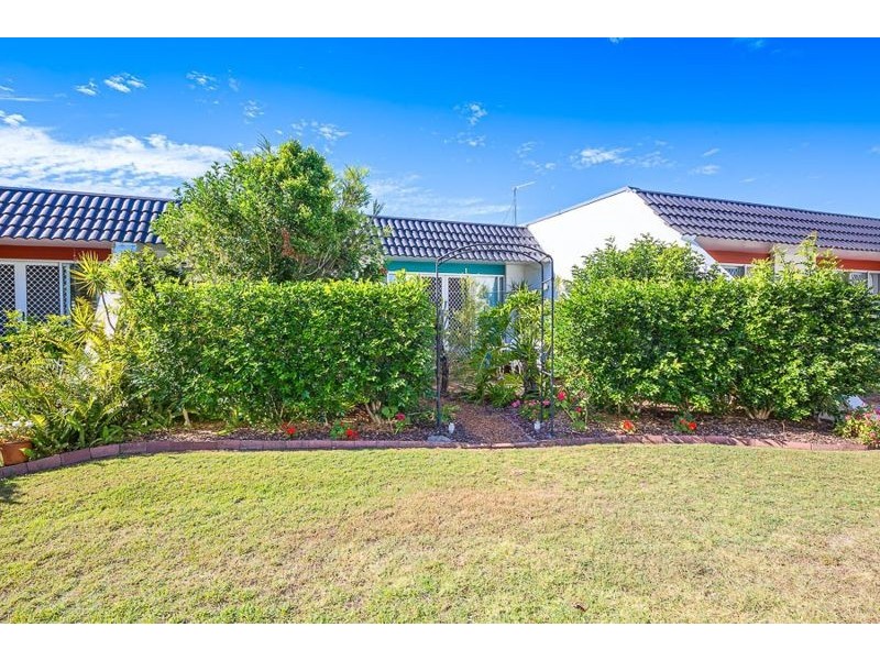 25A/16 Spinnaker Drive, Sandstone Point QLD 4511