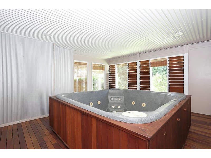 5 Miramar Street, Bongaree QLD 4507