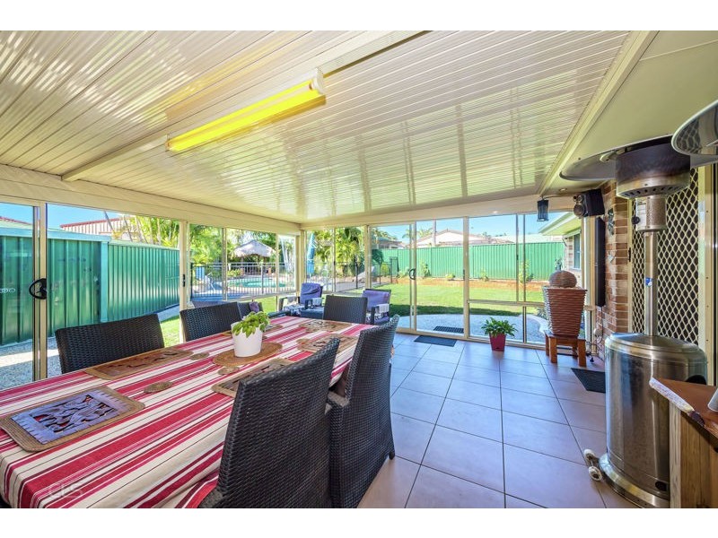 6 Calm Court, Bongaree QLD 4507