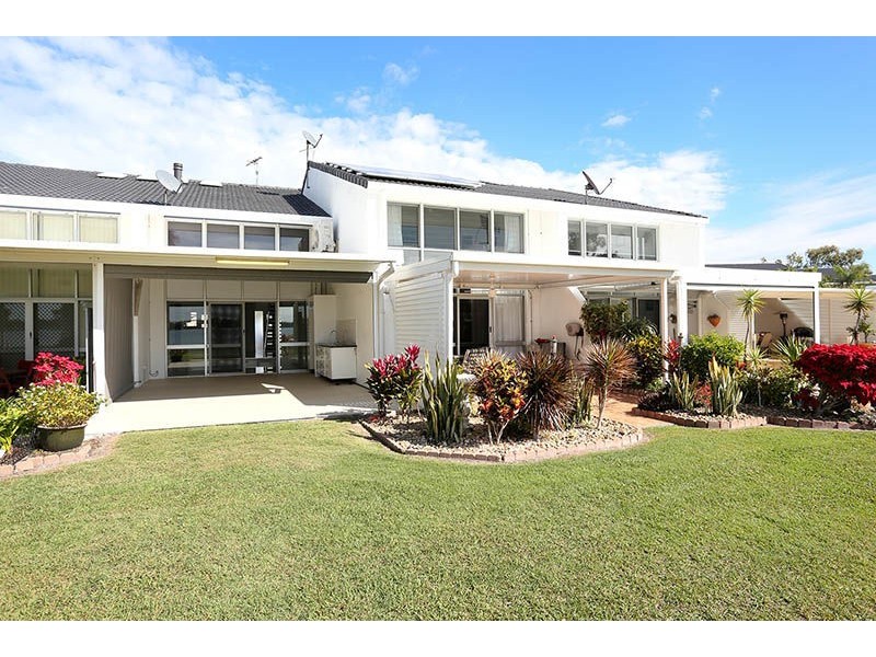 18/16 Spinnaker Drive, Sandstone Point QLD 4511