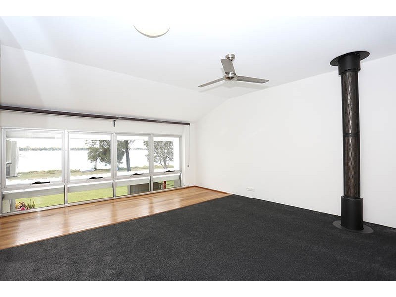 18/16 Spinnaker Drive, Sandstone Point QLD 4511