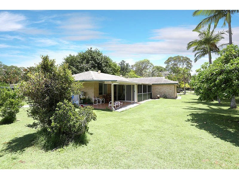 729 Bestmann Road, Ningi QLD 4511
