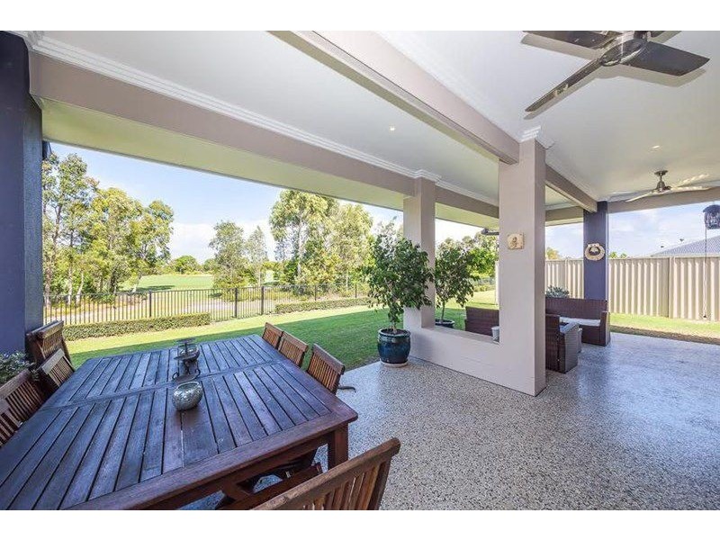 15 Vanillalily Close, Banksia Beach QLD 4507
