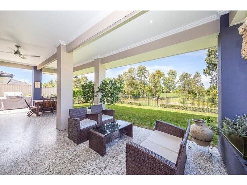 15 Vanillalily Close, Banksia Beach QLD 4507