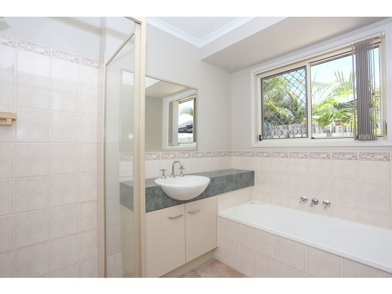 108 Avon Avenue, Banksia Beach QLD 4507