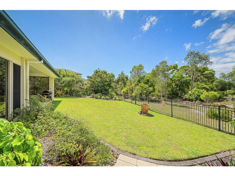 7 Vanillalily Close, Banksia Beach QLD 4507