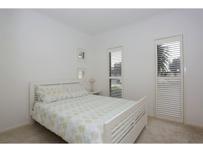7 Vanillalily Close, Banksia Beach QLD 4507