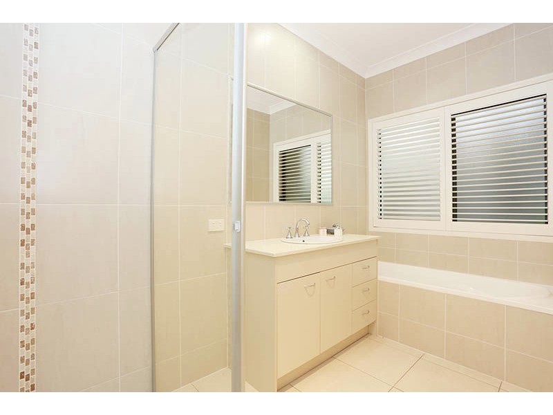 7 Vanillalily Close, Banksia Beach QLD 4507