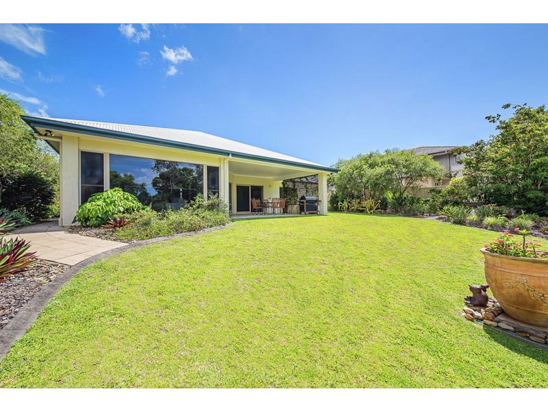 7 Vanillalily Close, Banksia Beach QLD 4507