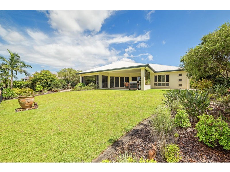 7 Vanillalily Close, Banksia Beach QLD 4507
