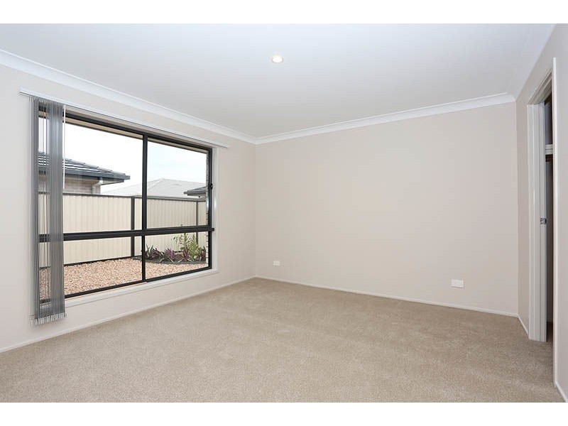 36 Lungfish Circuit, Bongaree QLD 4507