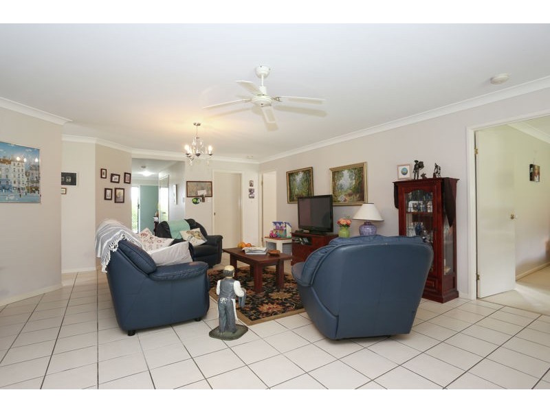 27 Aird Street, Sandstone Point QLD 4511