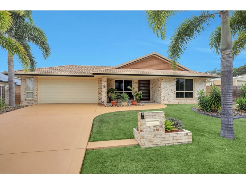4 Amity Court, Sandstone Point QLD 4511
