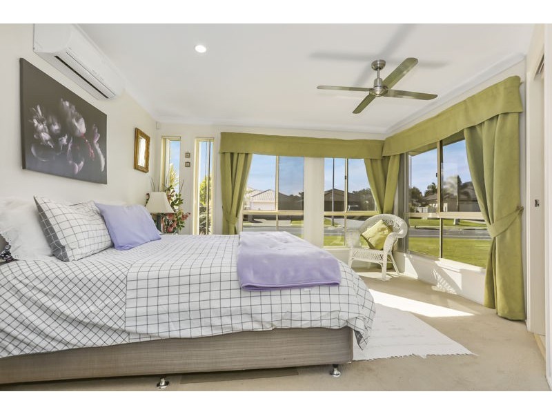 263 Bestmann Road, Sandstone Point QLD 4511