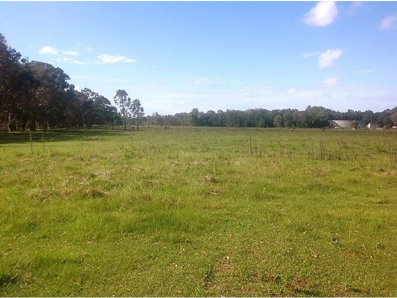 23-95 Adcock Road, Beachmere QLD 4510