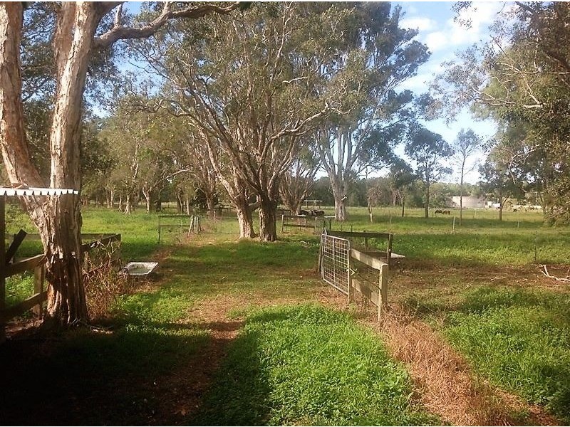 23-95 Adcock Road, Beachmere QLD 4510